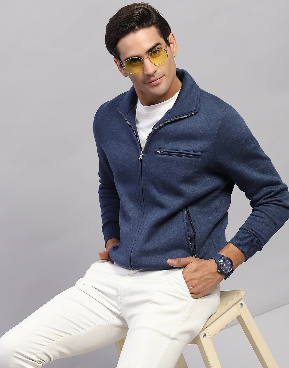 Men Navy Blue Solid Mock Neck Full Sleeve Sweatshirt - Image 7