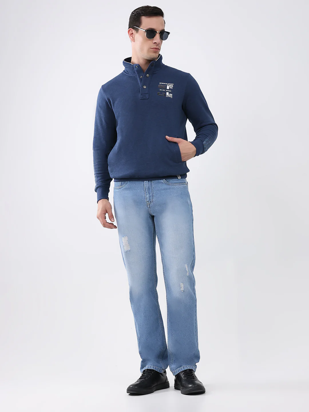 Men Navy Blue Solid Mock Neck Full Sleeve Sweatshirt - Image 2