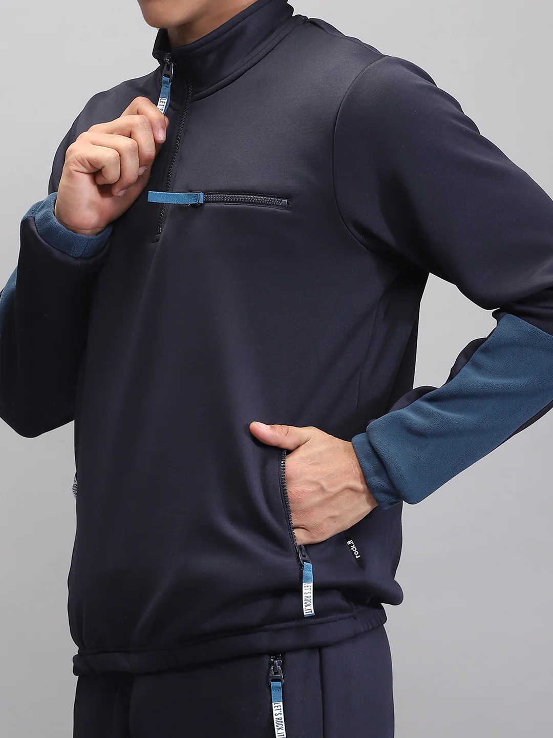 Rock.it Men Navy Blue Solid Mock Neck Full Sleeve Winter Tracksuit - Image 7