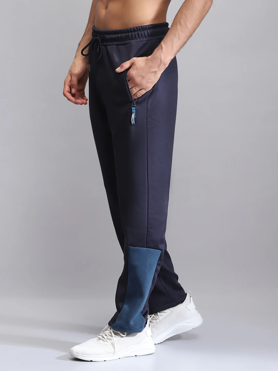 Rock.it Men Navy Blue Solid Mock Neck Full Sleeve Winter Tracksuit - Image 8