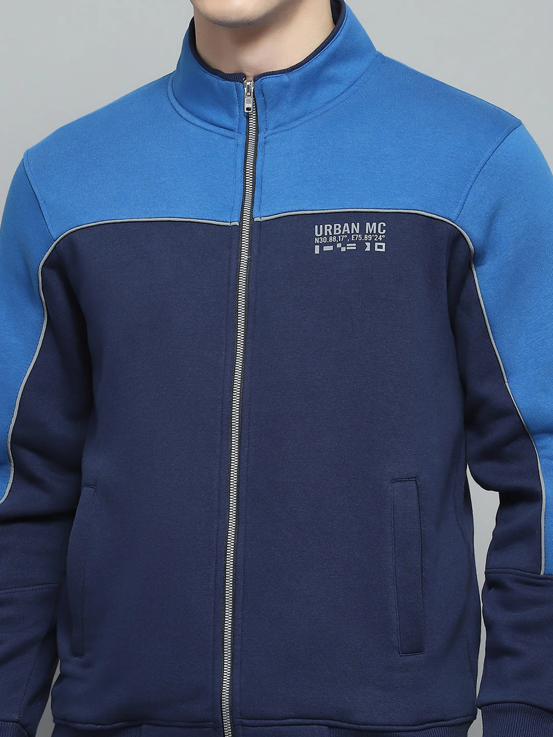 Men Navy Blue Solid Mock Neck Full Sleeve Winter Tracksuit - Image 6