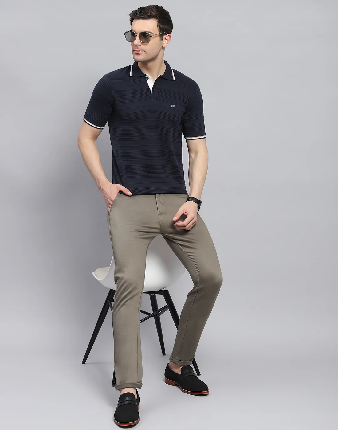 Men Navy Blue Solid Polo Collar Half Sleeve T-Shirt - Image 2