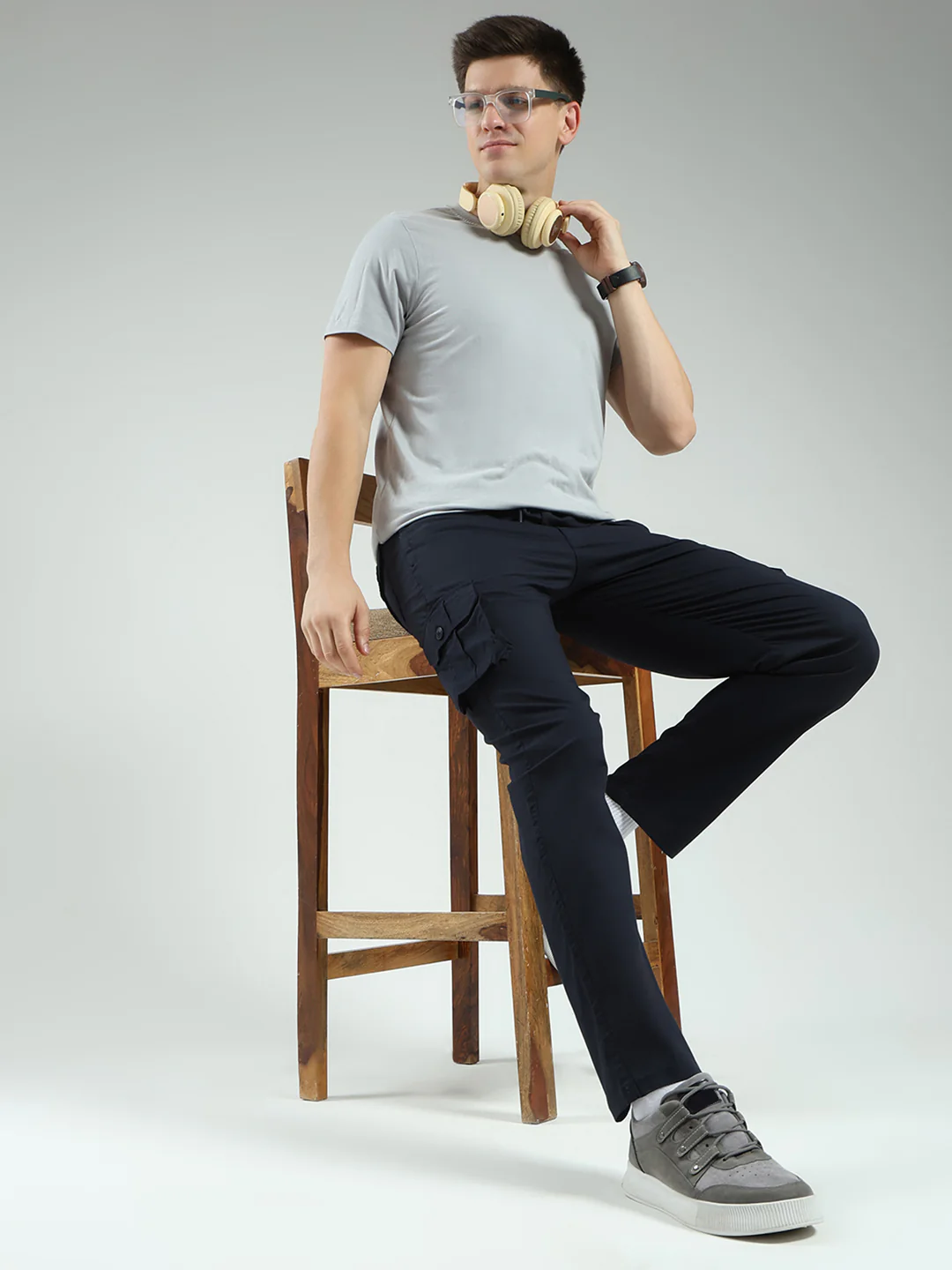 Men Navy Blue Solid Regular Fit Cargo - Image 2