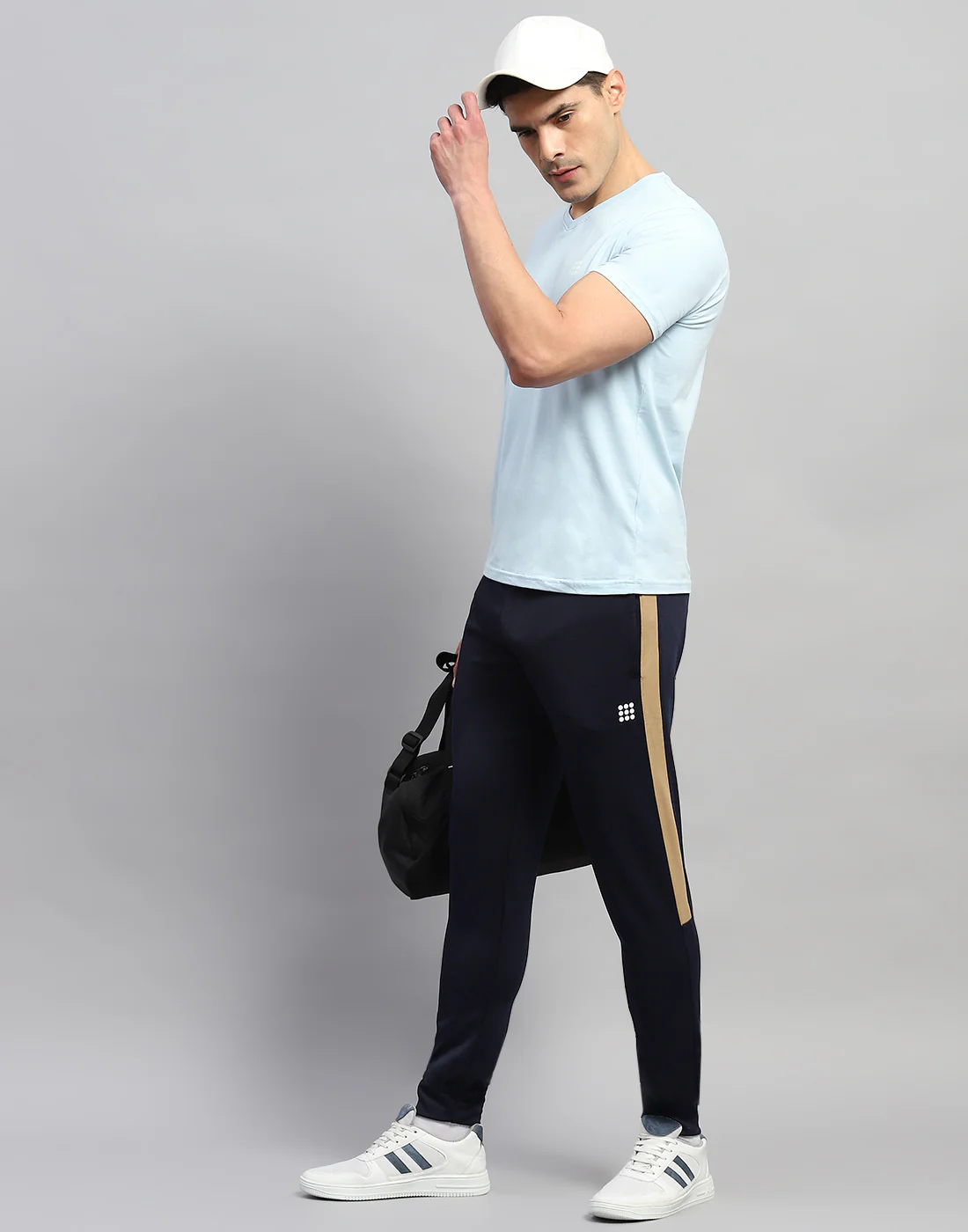 Rock.it Men Navy Blue Solid Regular Fit Jogger - Image 2