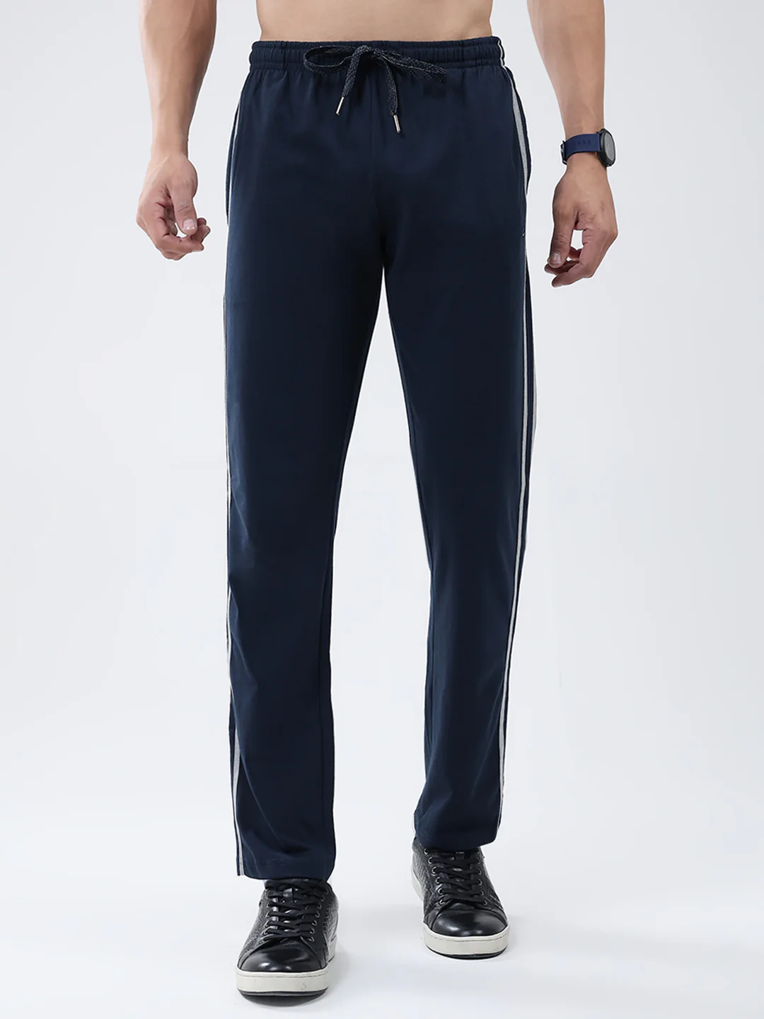 Men Navy Blue Solid Regular Fit Lower