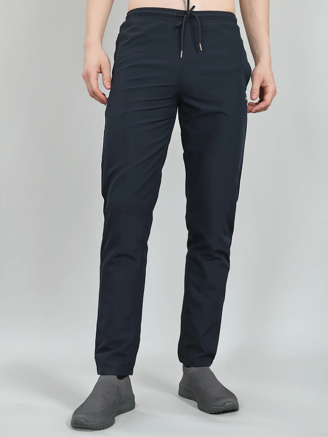 Men Navy Blue Solid Regular Fit Lower