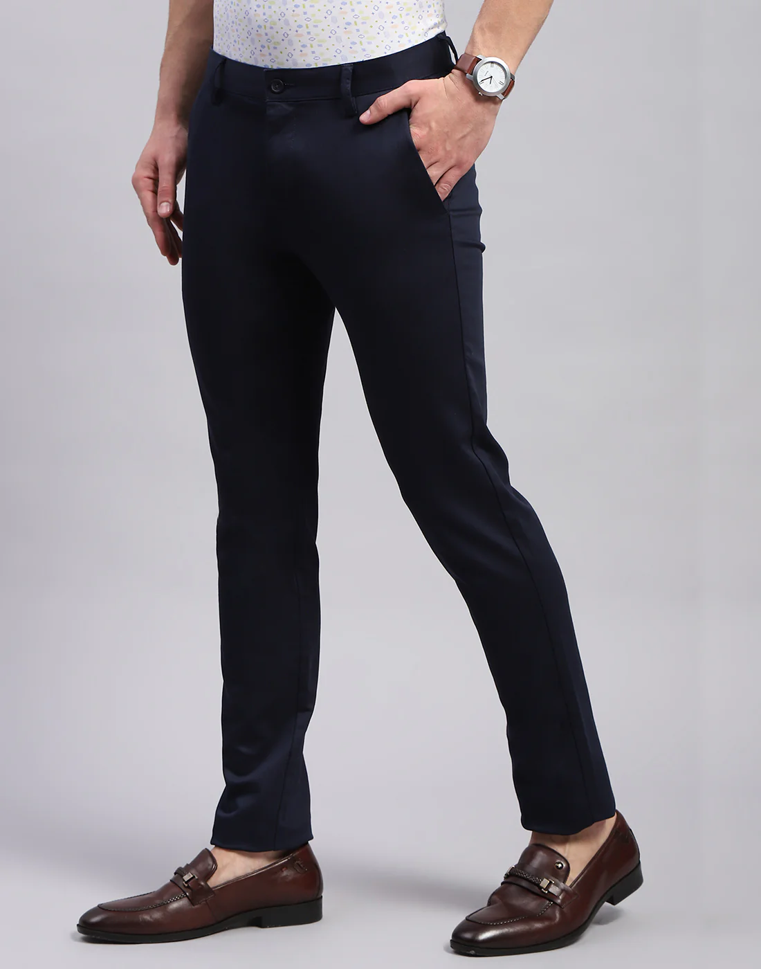 Men Navy Blue Solid Regular Fit Trouser - Image 3