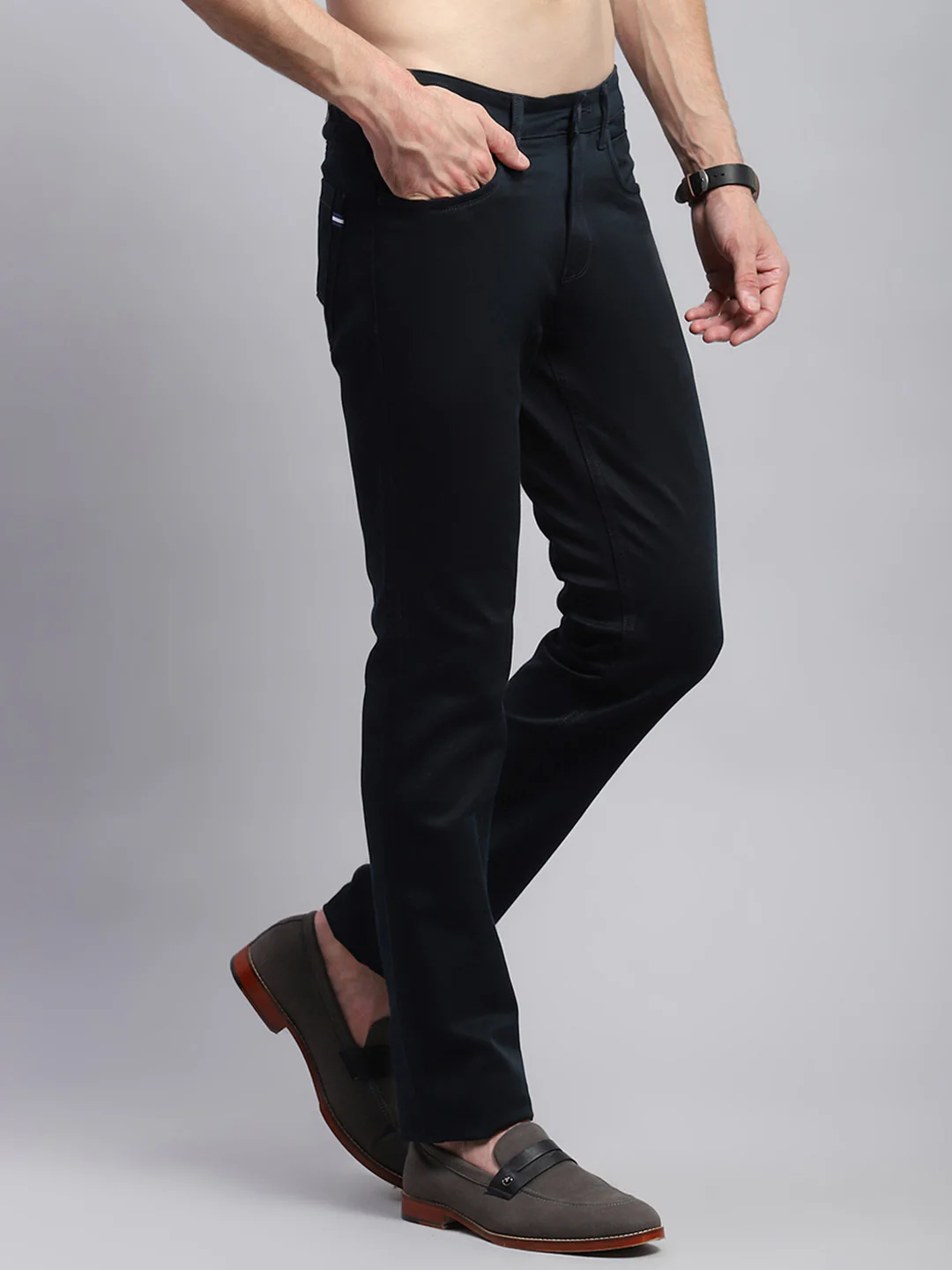 Men Navy Blue Solid Regular Fit Trouser - Image 4
