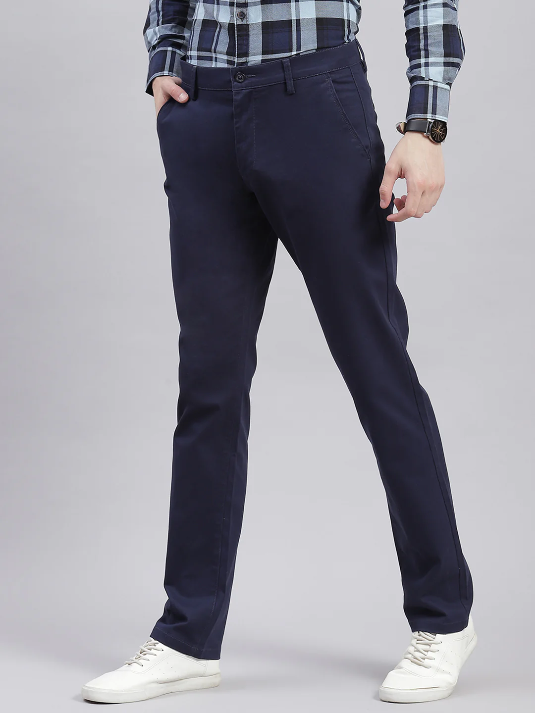 Men Navy Blue Solid Regular Fit Trousers - Image 3