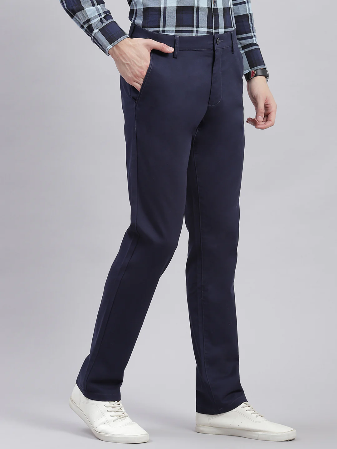 Men Navy Blue Solid Regular Fit Trousers - Image 4