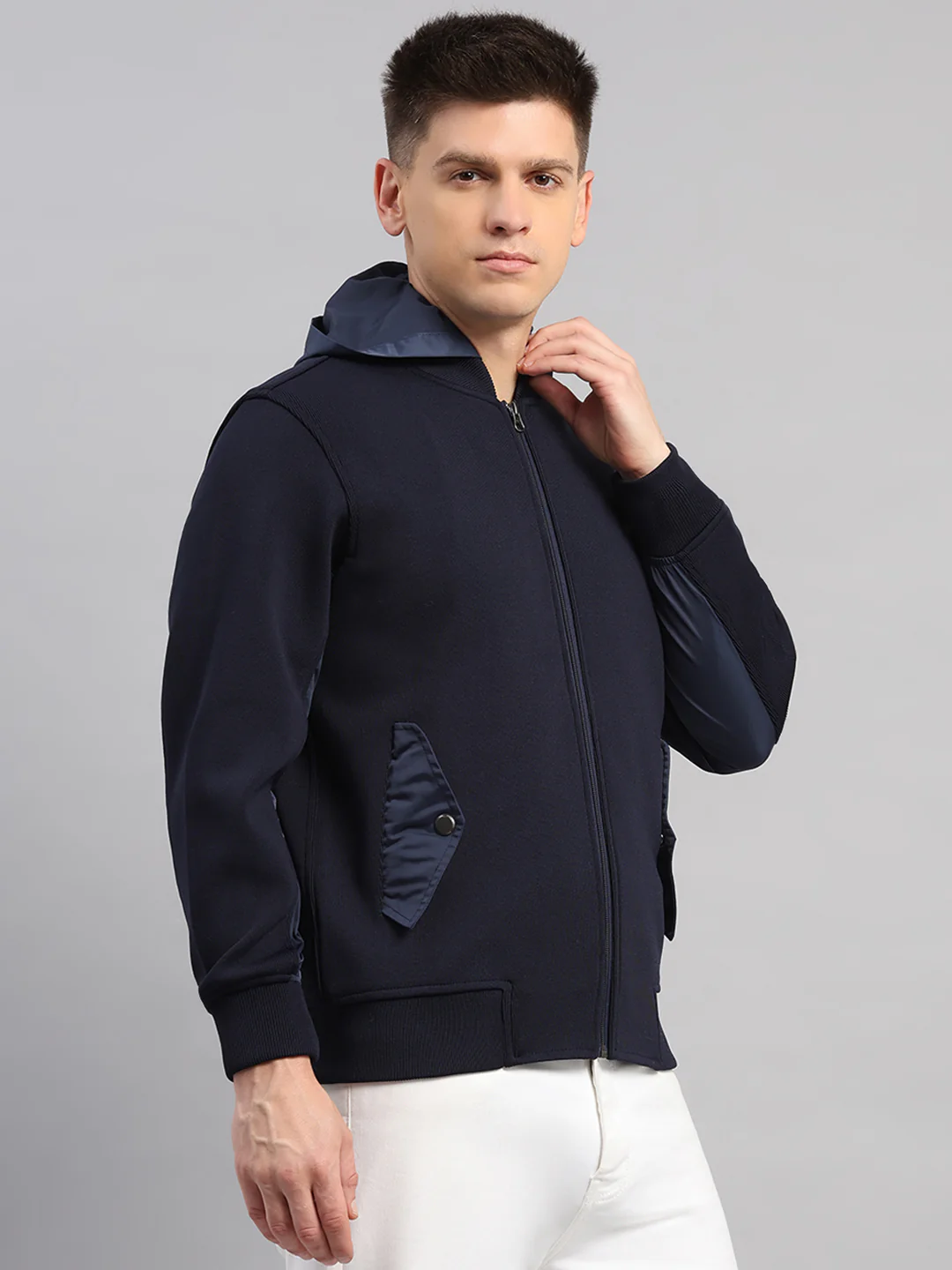 Men Navy Blue Solid Round Neck Full Sleeve Pullover - Image 4