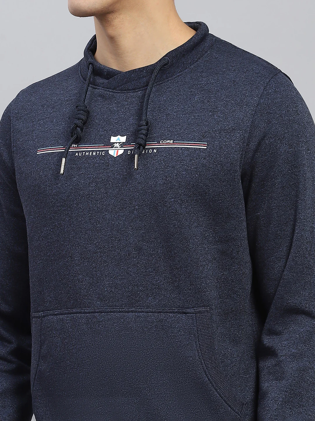 Men Navy Blue Solid Round Neck Full Sleeve Sweatshirt - Image 6