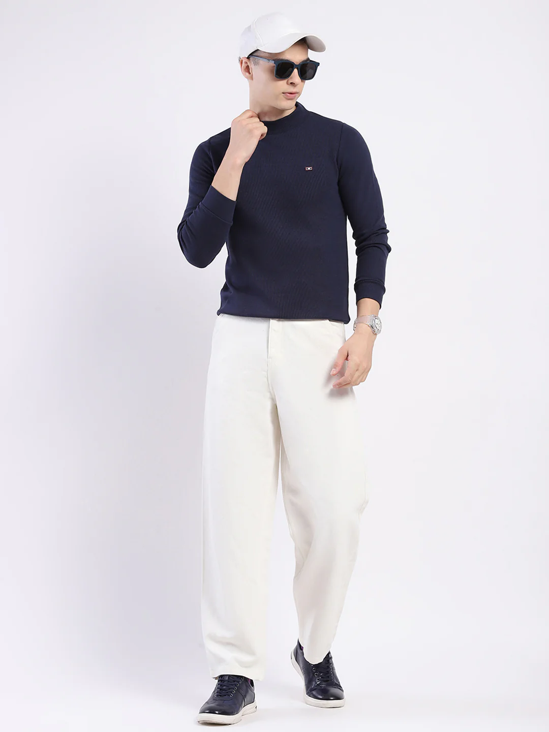 Men Navy Blue Solid Round Neck Full Sleeve Winter T-Shirt - Image 2