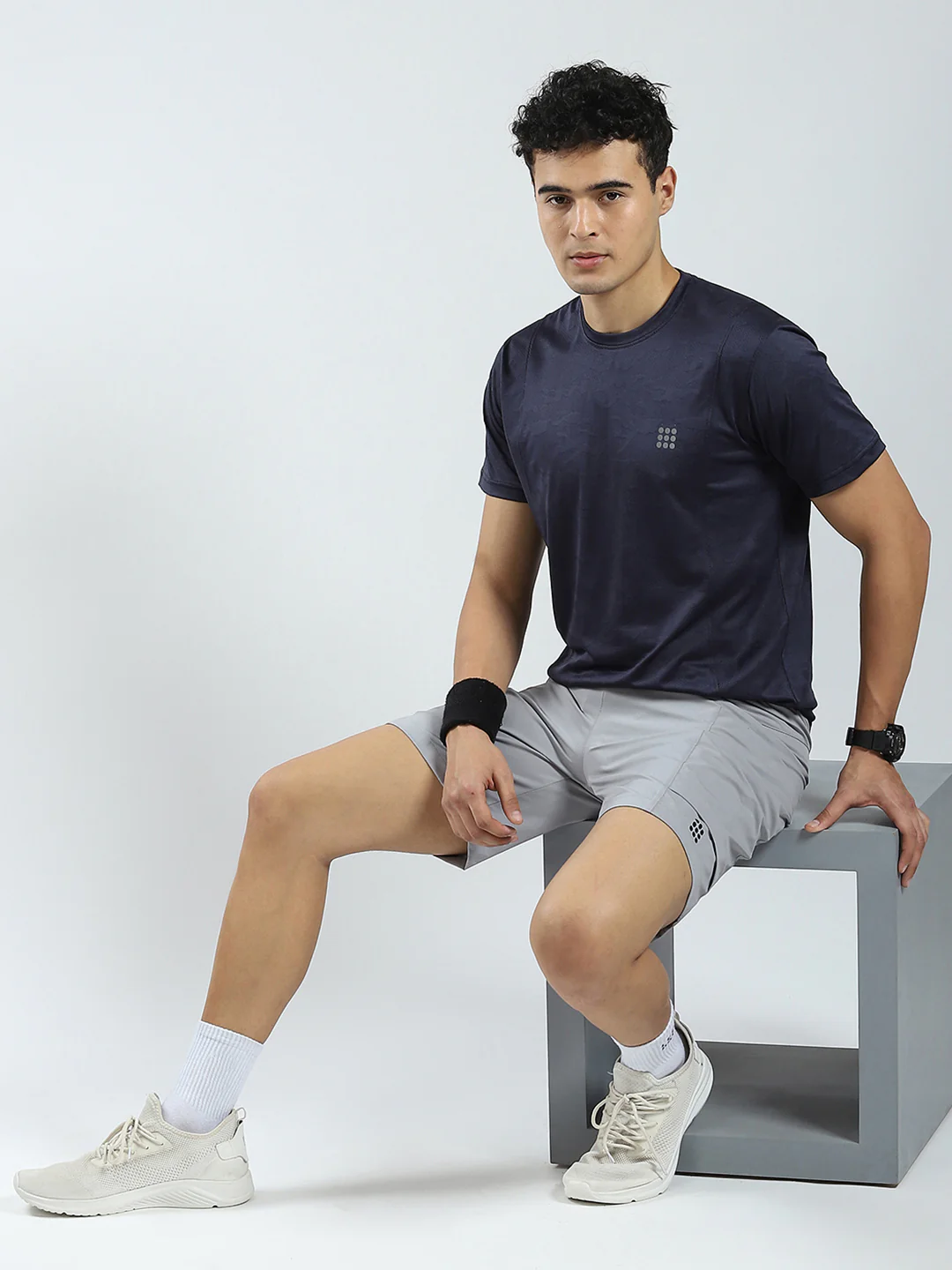 Rock.it Men Navy Blue Solid Round Neck Half Sleeve T-Shirt - Image 2