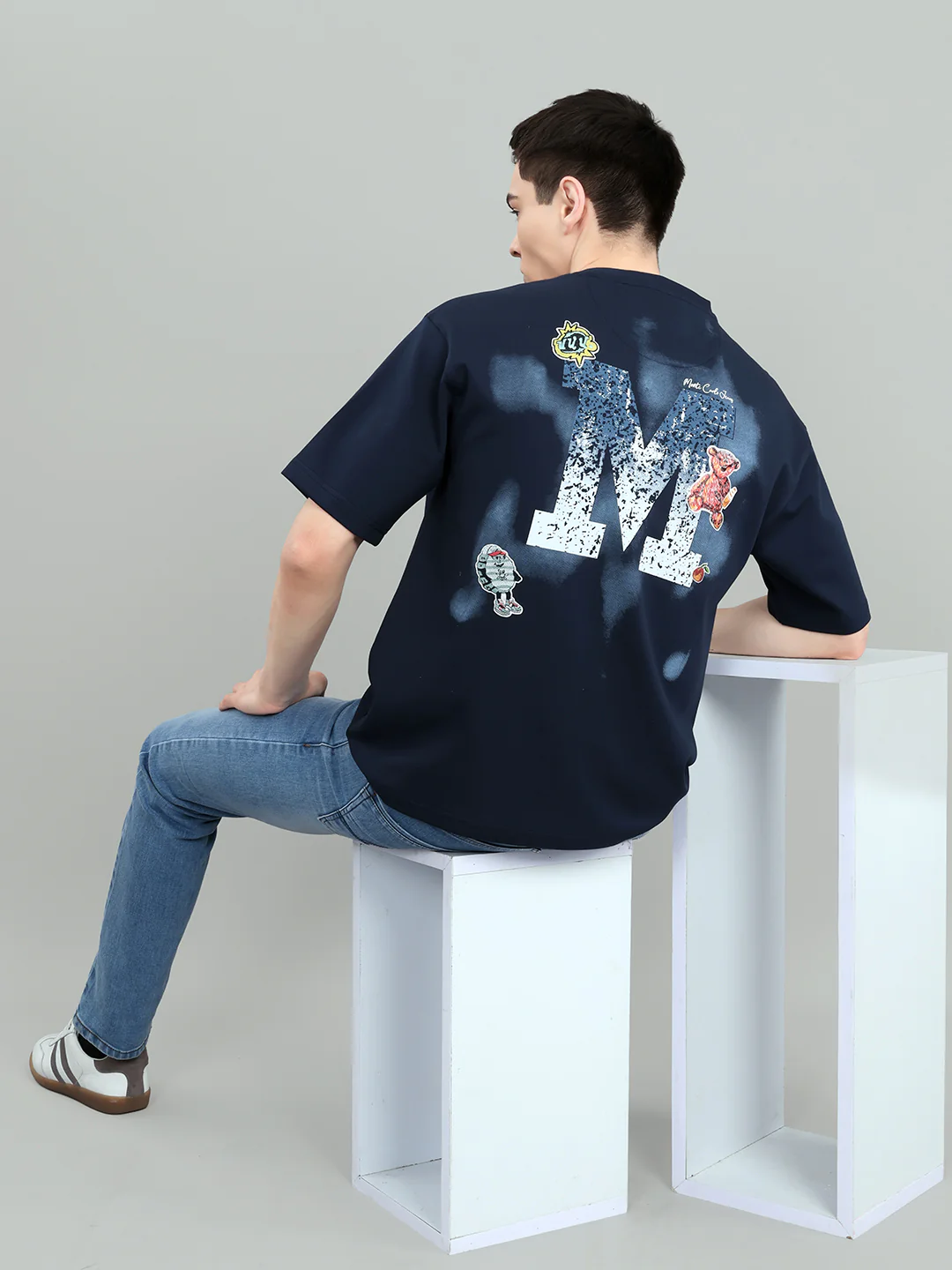 Men Navy Blue Solid Round Neck Half Sleeve T-Shirt - Image 6