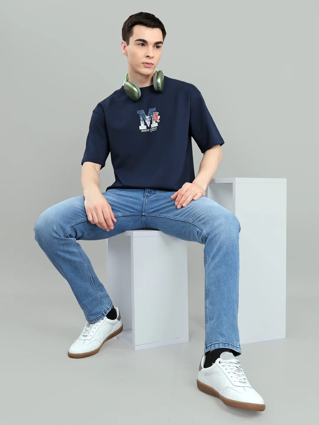 Men Navy Blue Solid Round Neck Half Sleeve T-Shirt - Image 7