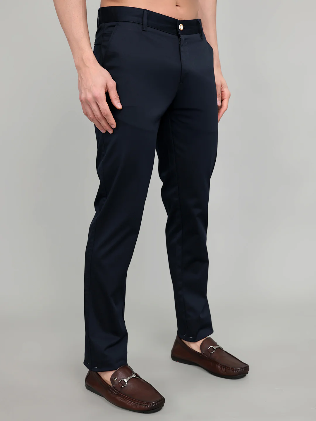 Men Navy Blue Solid Slim Fit Trouser - Image 3