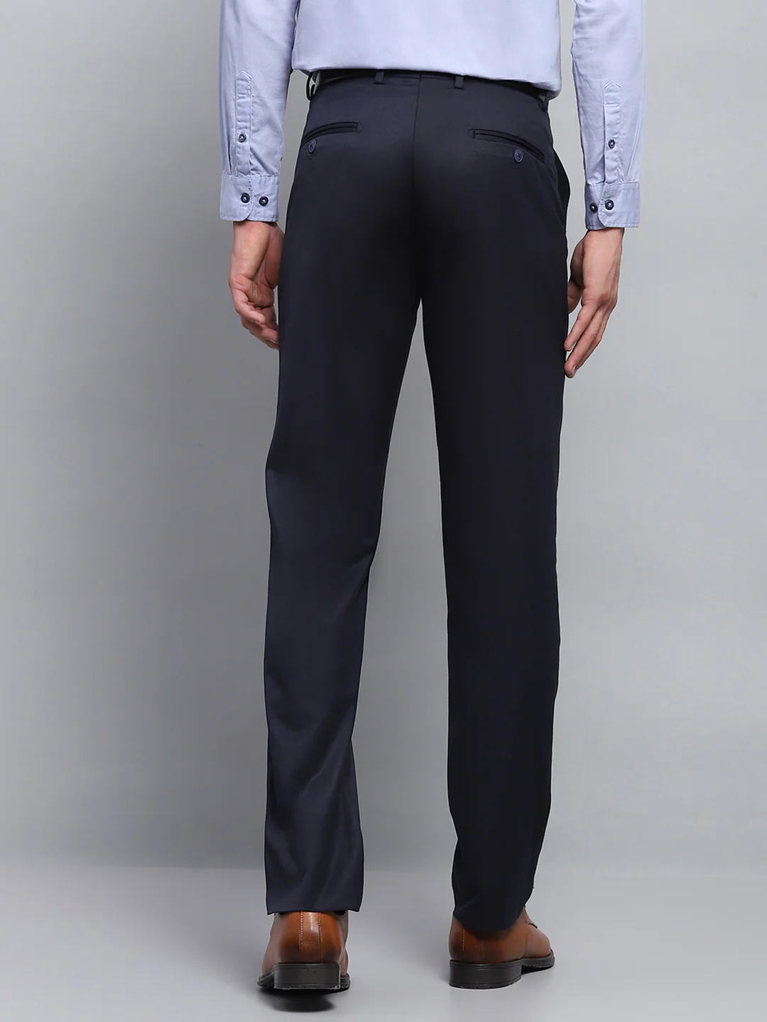 Men Navy Blue Solid Smart Fit Trouser - Image 5