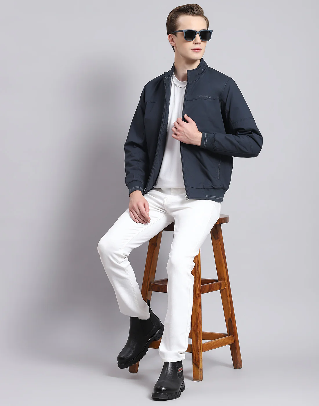 Men Navy Blue Solid Stand Collar Full Sleeve Jacket - Image 2