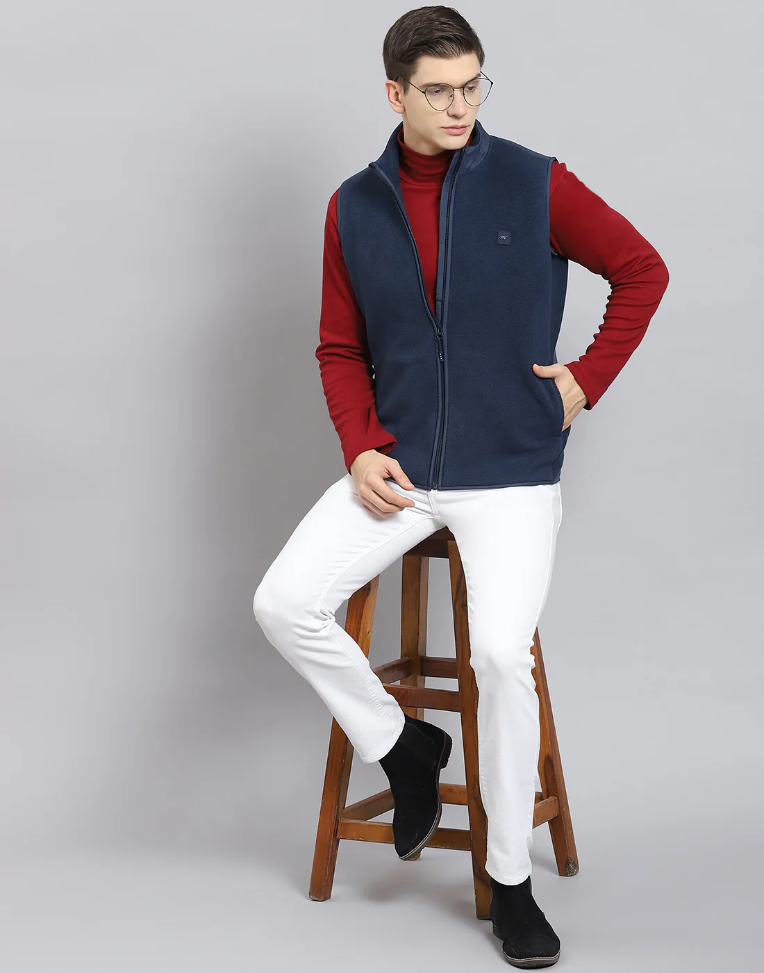 Men Navy Blue Solid Stand Collar Sleeveless Jacket