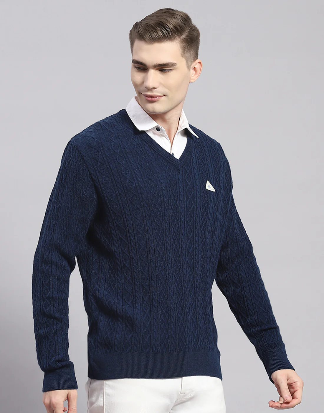 Men Navy Blue Solid V Neck Full Sleeve Pullover - Image 4