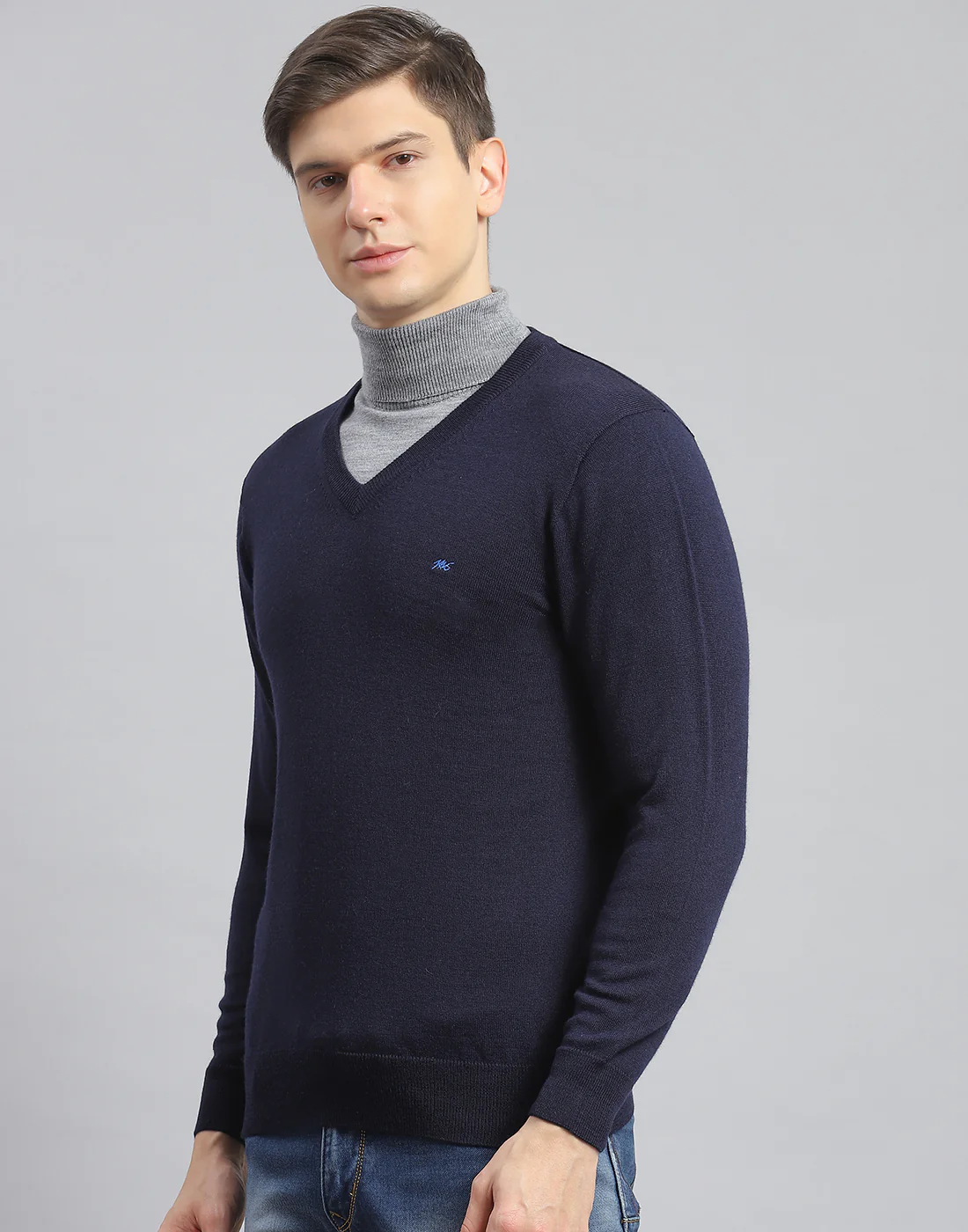 Men Navy Blue Solid V Neck Full Sleeve Pullover - Image 3