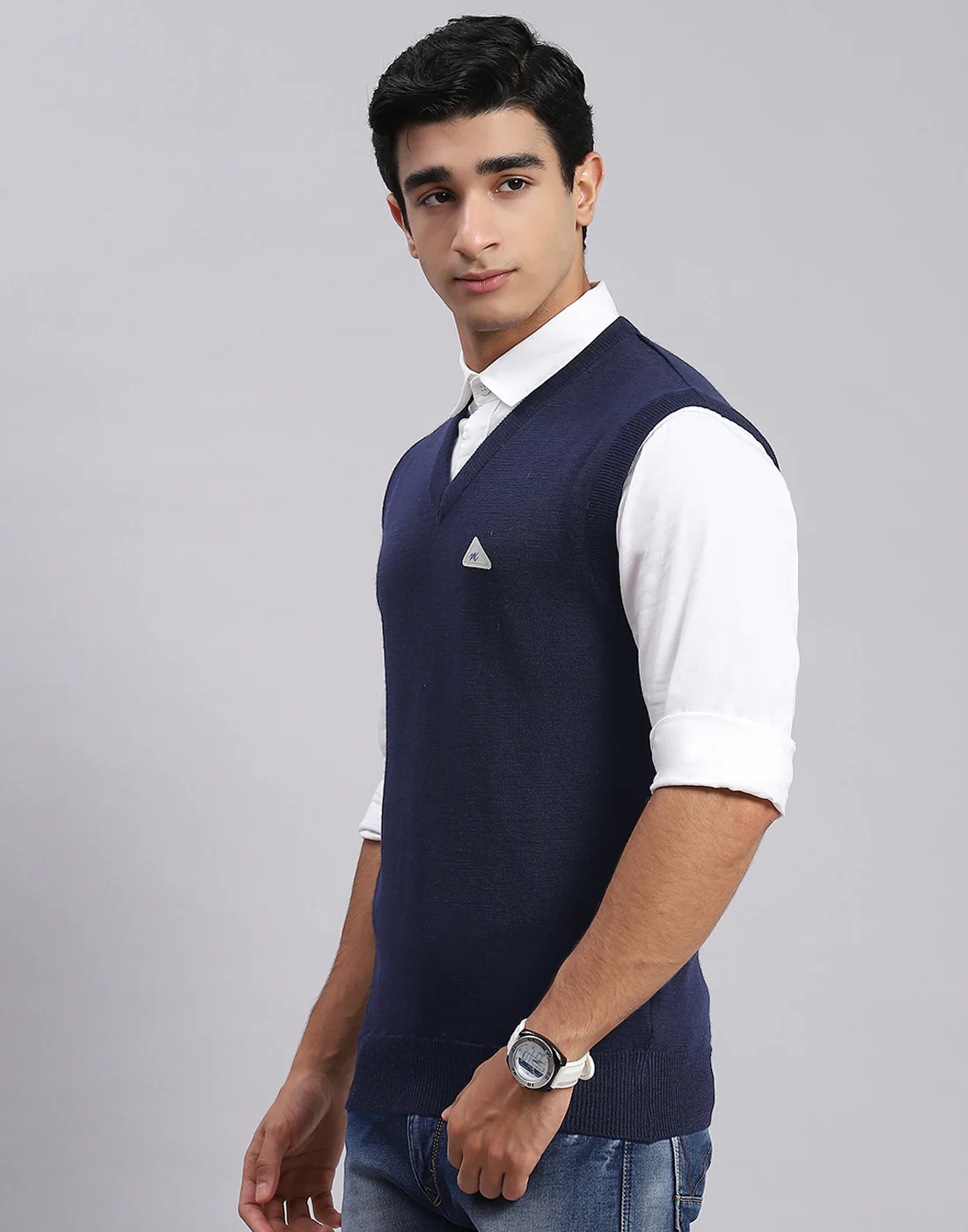 Men Navy Blue Solid V Neck Sleeveless Sweater - Image 3