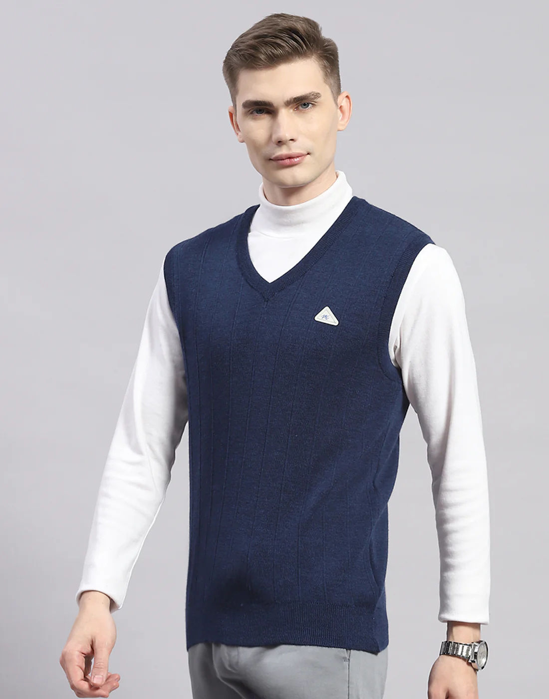 Men Navy Blue Solid V Neck Sleeveless Sweater - Image 3