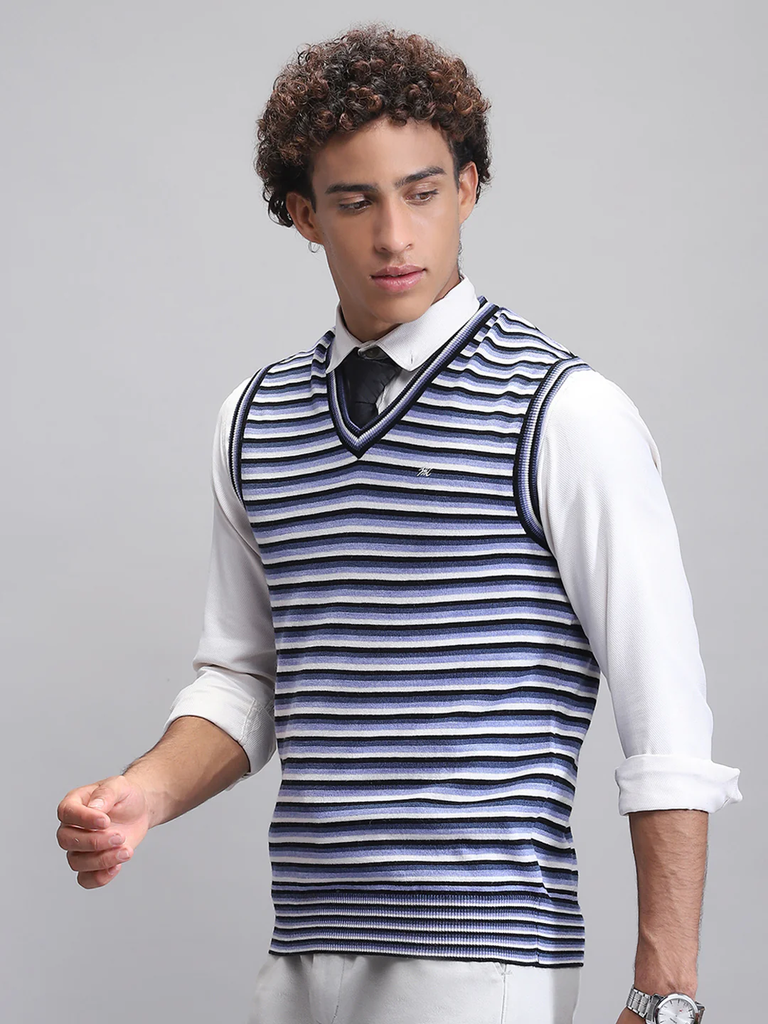 Men Navy Blue Stripe V Neck Sleeveless Sweater - Image 3