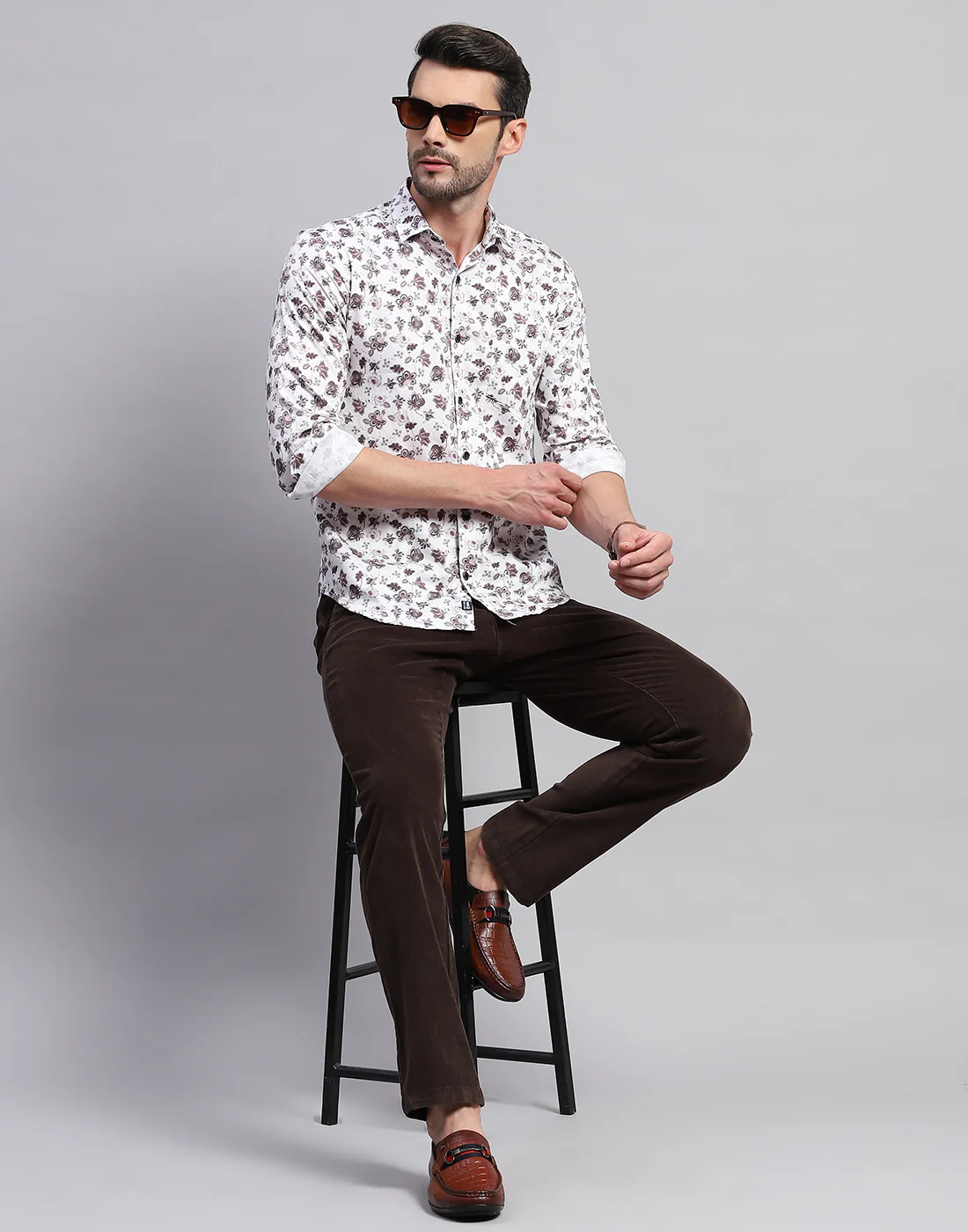 Men Off White Floral Print Collar Neck Full Sleeve Shirt - Image 2