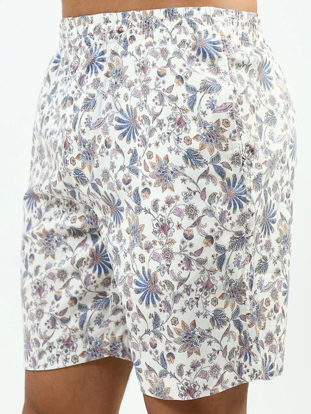 Men Off White Printed Collar Half Sleeve Cords Set - Image 9