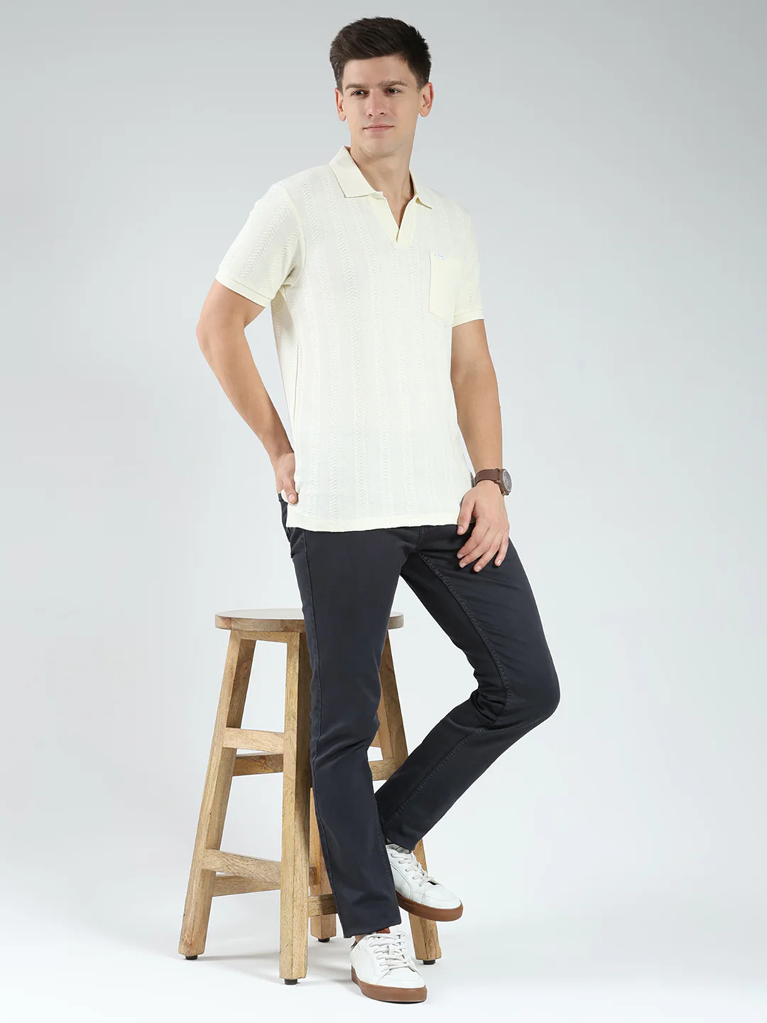 Men Off White Self Design Collar Half Sleeve T-Shirt - Image 2