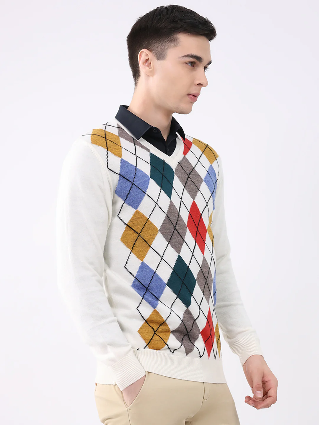 Men Off White Self Design V Neck Full Sleeve Pullover - Image 4
