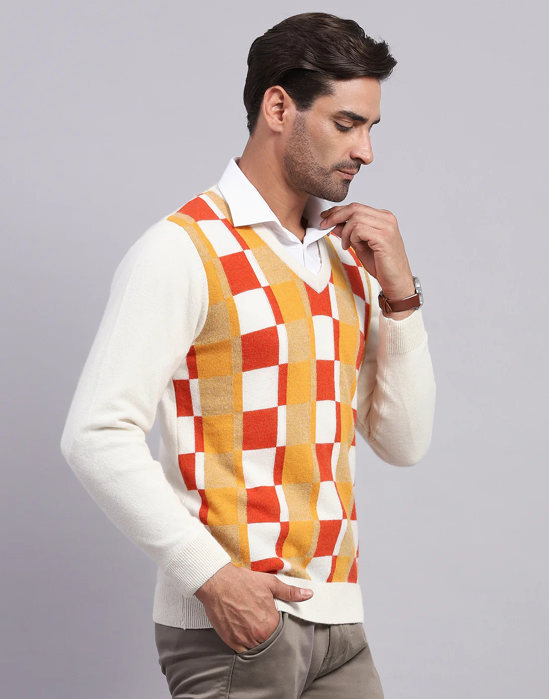 Men Off White Self Design V Neck Full Sleeve Pullover - Image 4