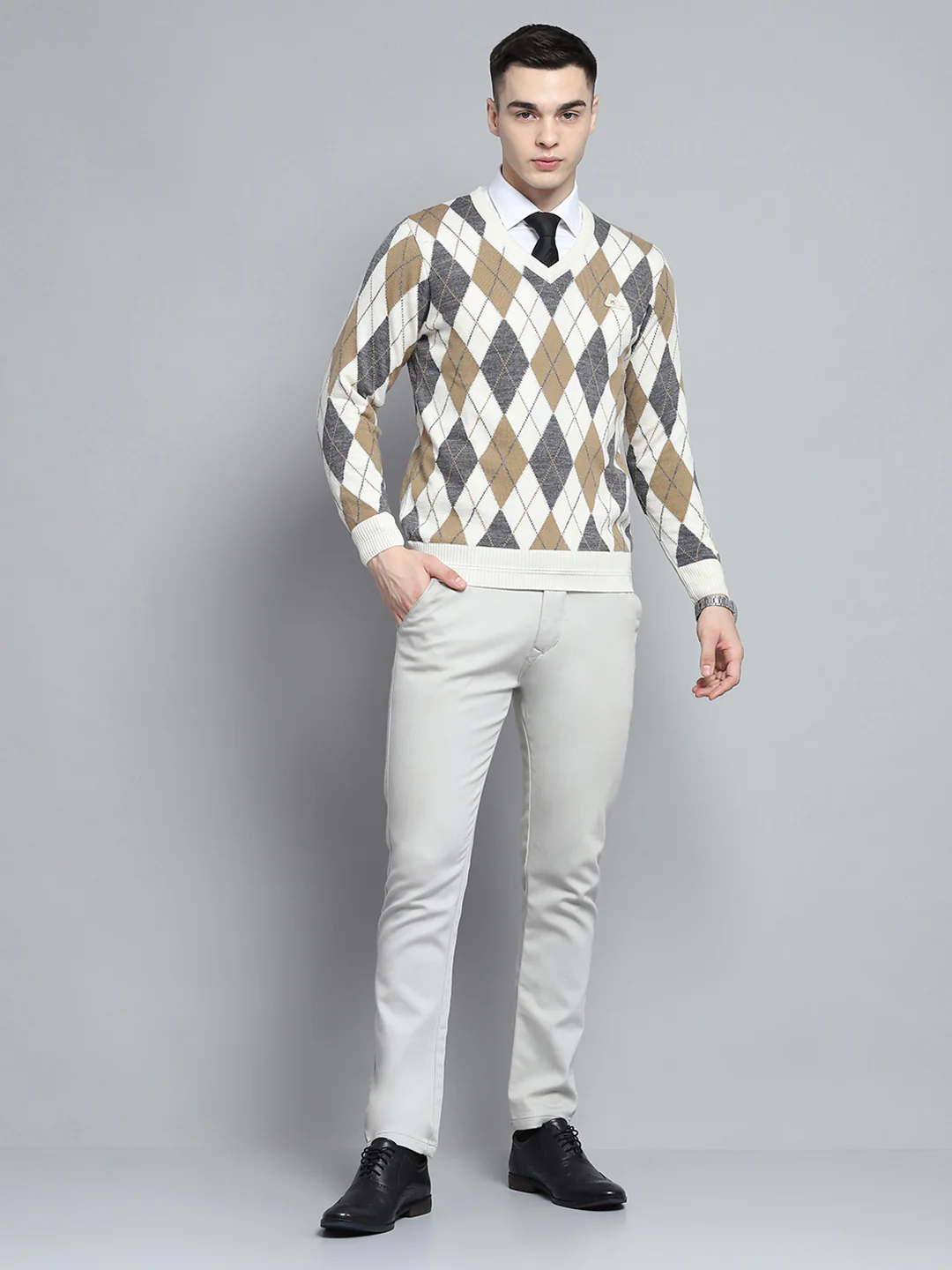 Men Off White Self Design V Neck Full Sleeve Pullover - Image 2
