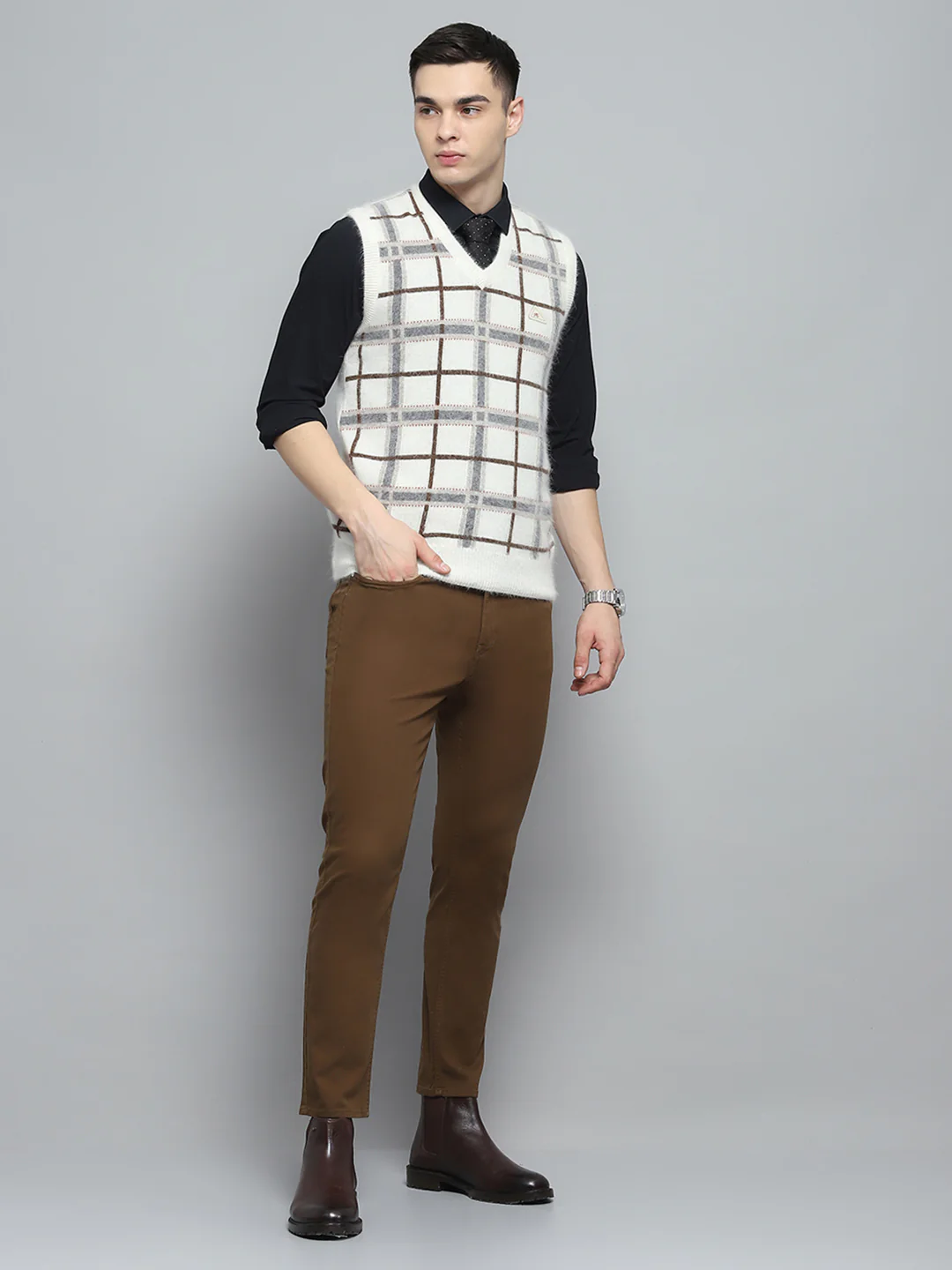 Men Off White Self Design V Neck Sleeveless Sweater - Image 2