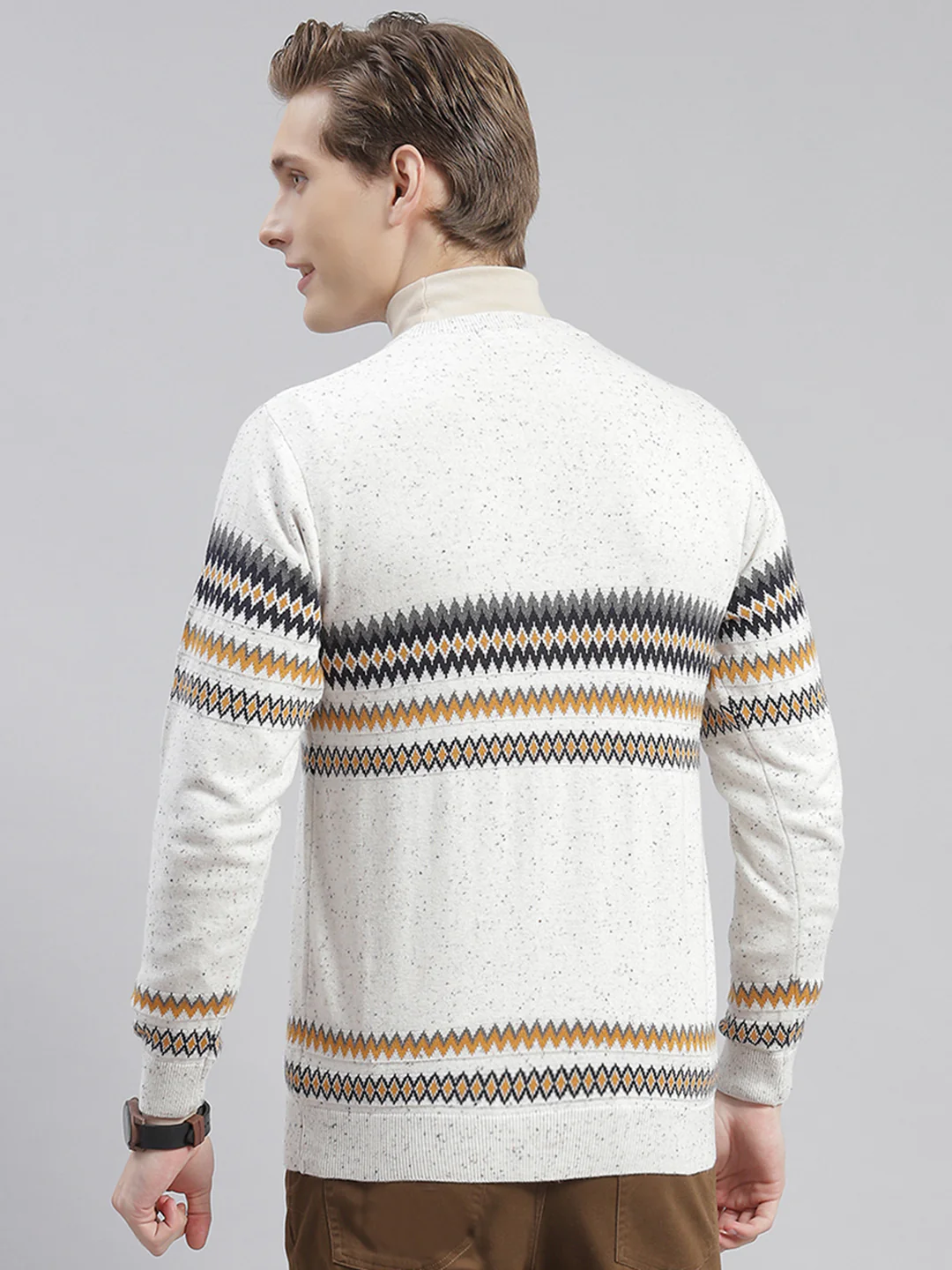 Men Off White Self Design V Neck Full Sleeve Sweaters/Pullovers - Image 5