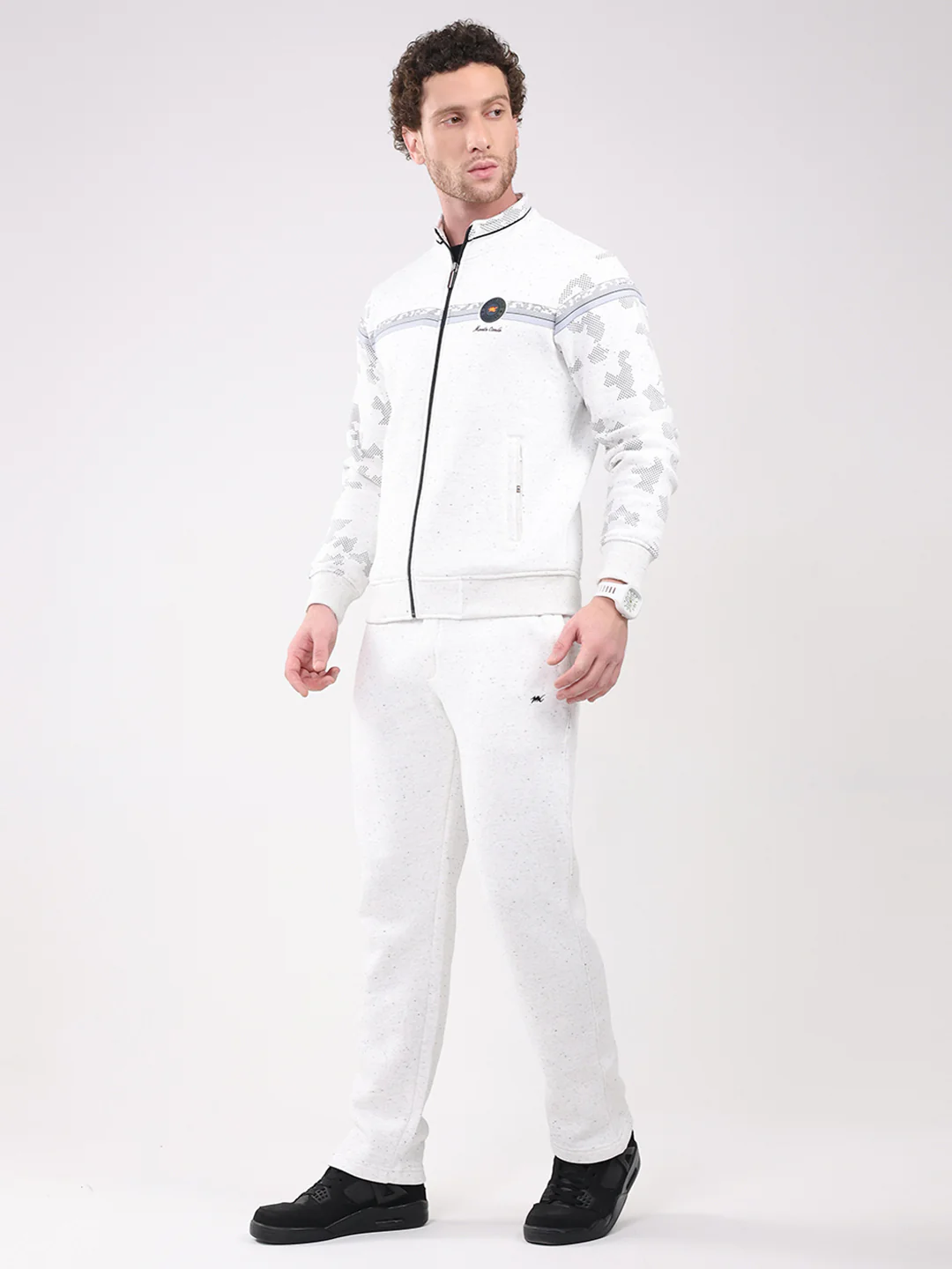 Men Off White Solid Collar Full Sleeve Winter Tracksuit - Image 3