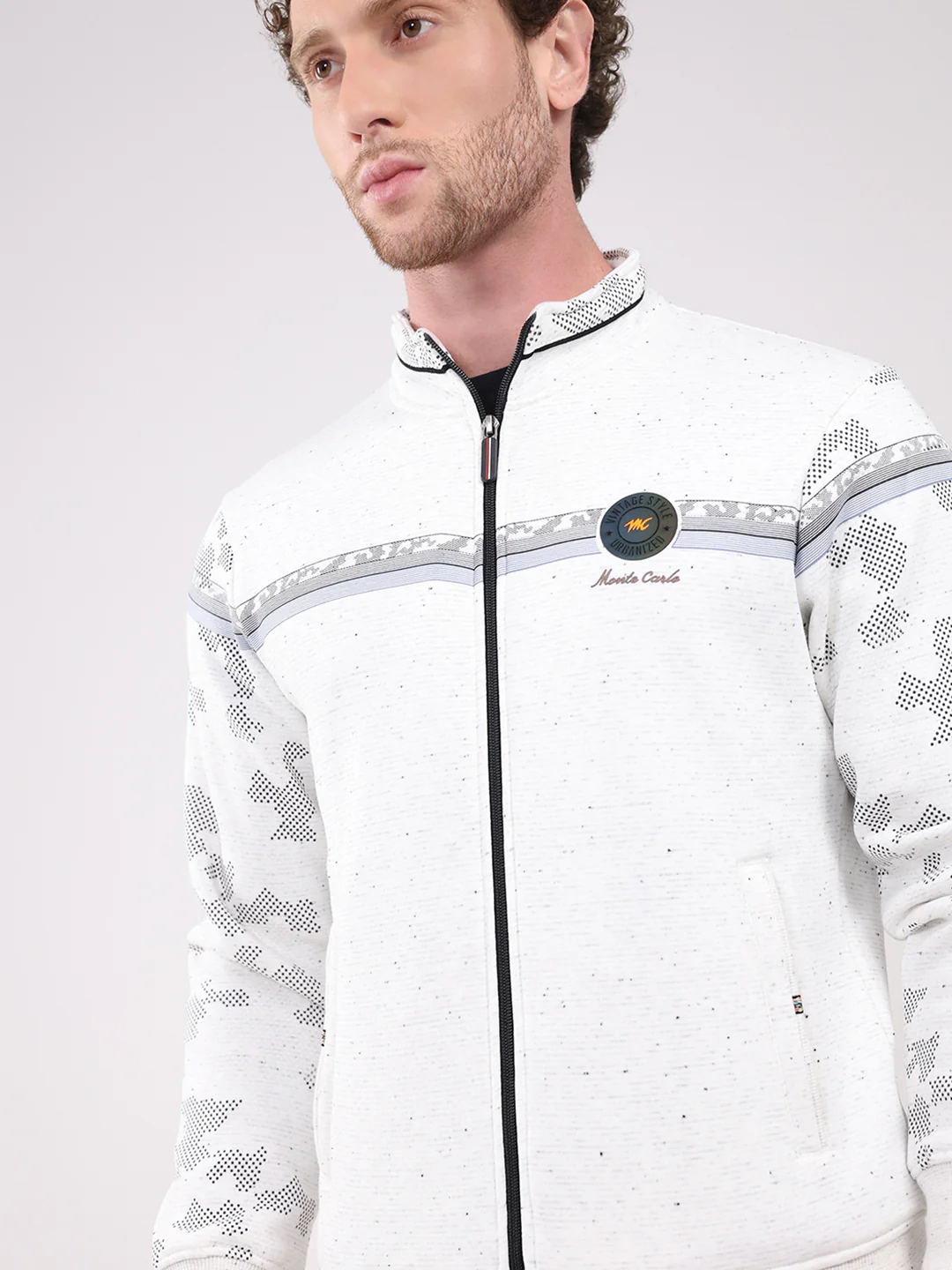 Men Off White Solid Collar Full Sleeve Winter Tracksuit - Image 6