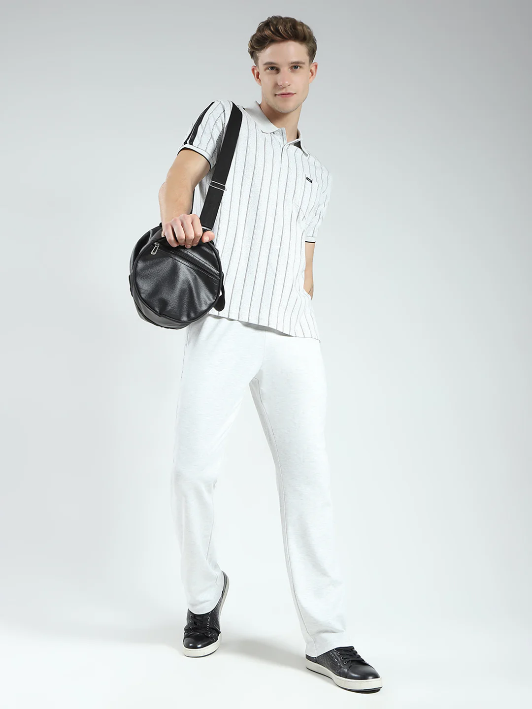 Men Off White Solid Collar Half Sleeve Lower Set - Image 2