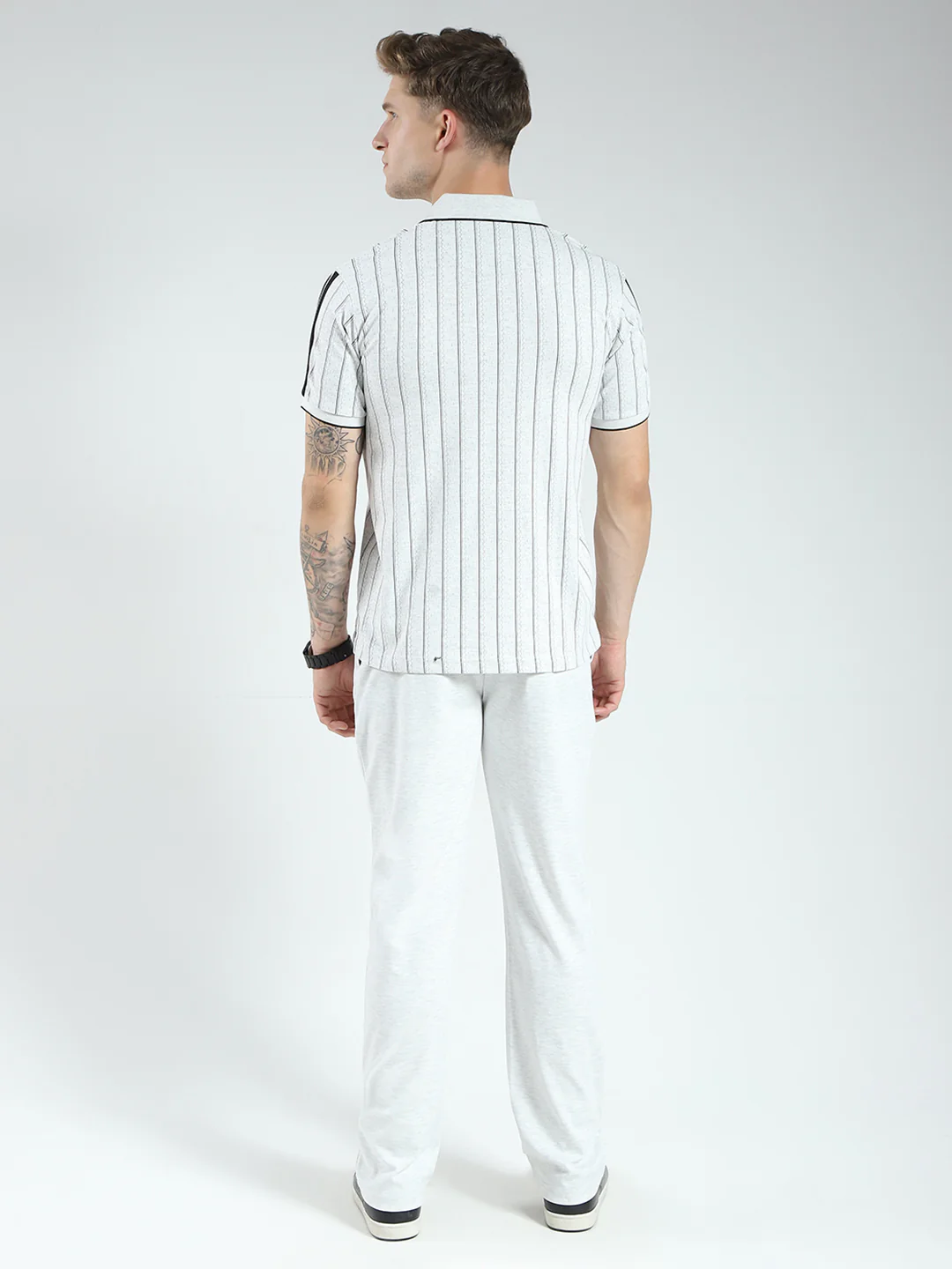 Men Off White Solid Collar Half Sleeve Lower Set - Image 5