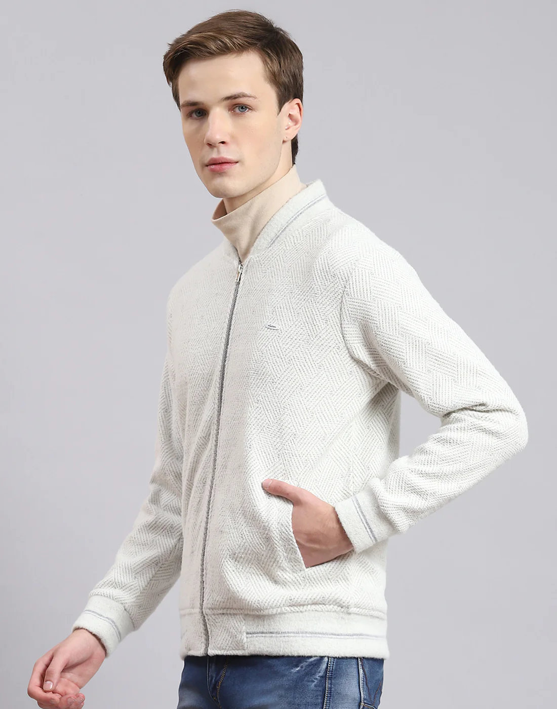 Men Off White Solid Mandarin Collar Full Sleeve Sweatshirt - Image 3