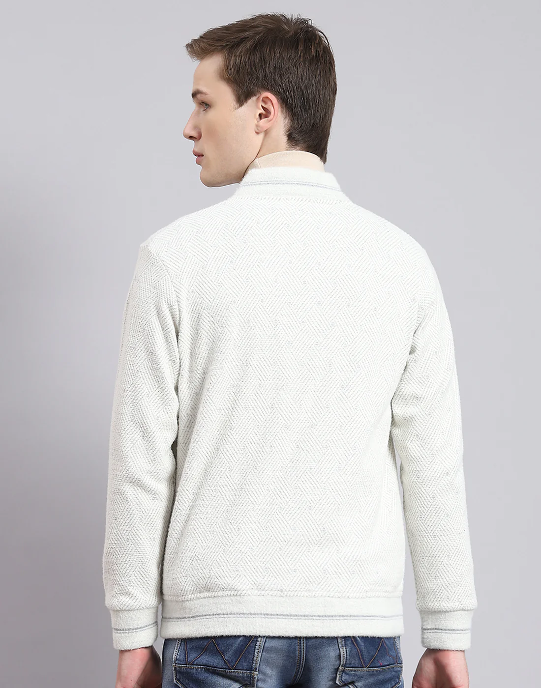 Men Off White Solid Mandarin Collar Full Sleeve Sweatshirt - Image 5