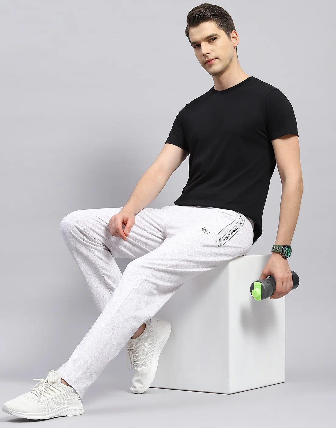 Men Off White Solid Regular Fit Lower - Image 2