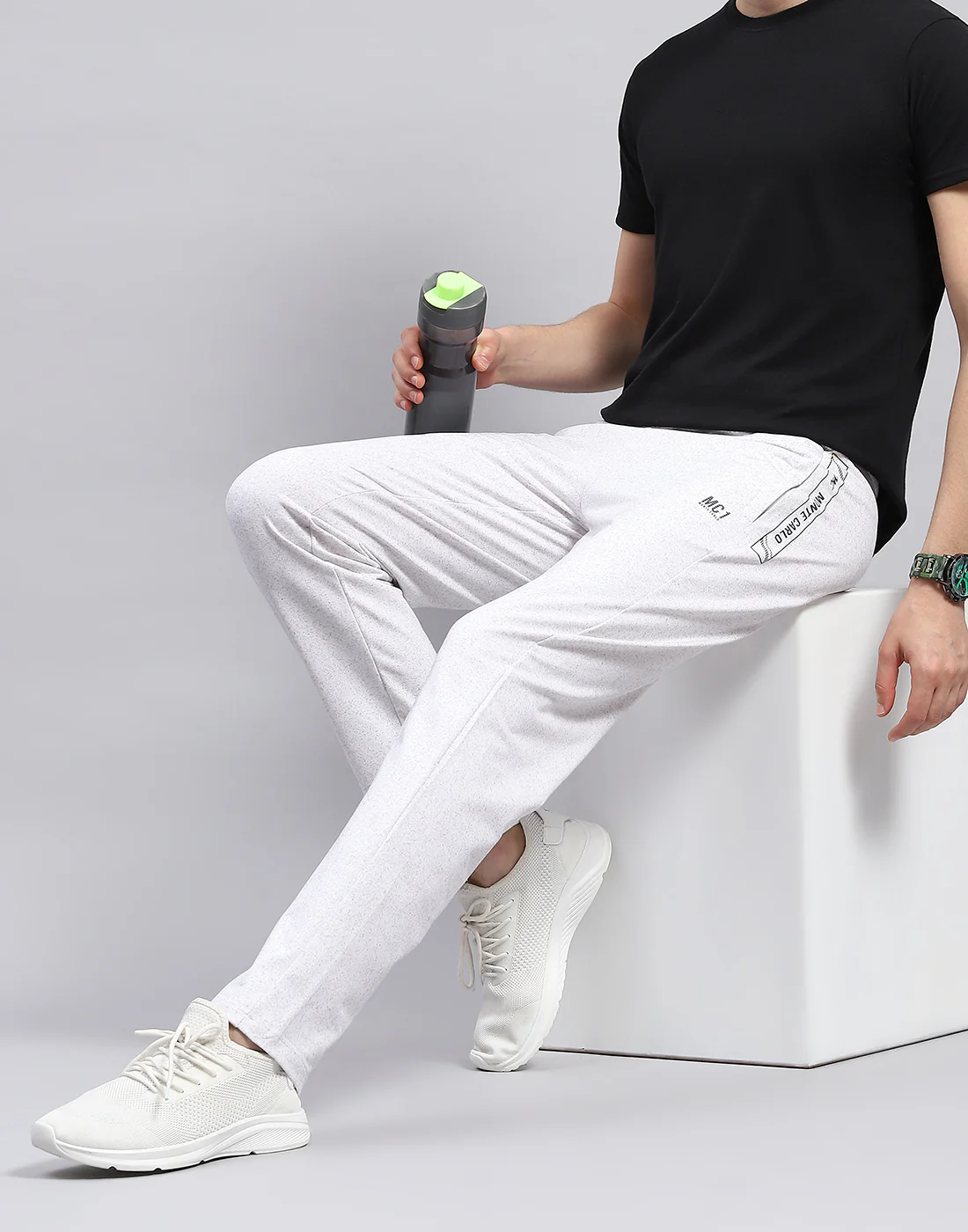 Men Off White Solid Regular Fit Lower - Image 6