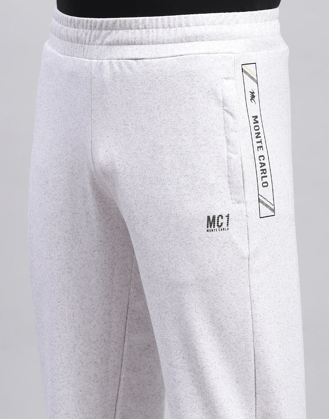 Men Off White Solid Regular Fit Lower - Image 7