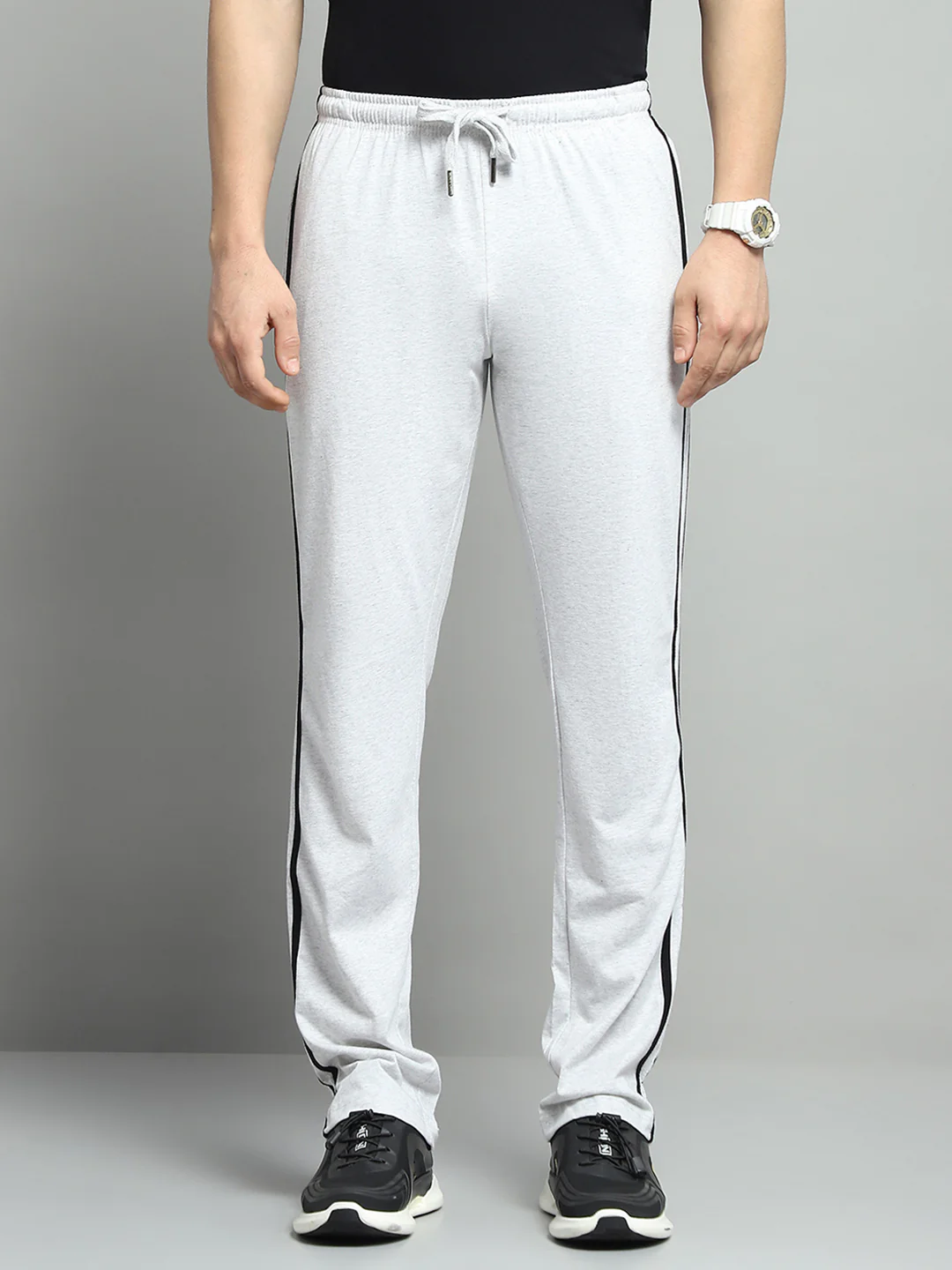 Men Off White Solid Regular Fit Lower