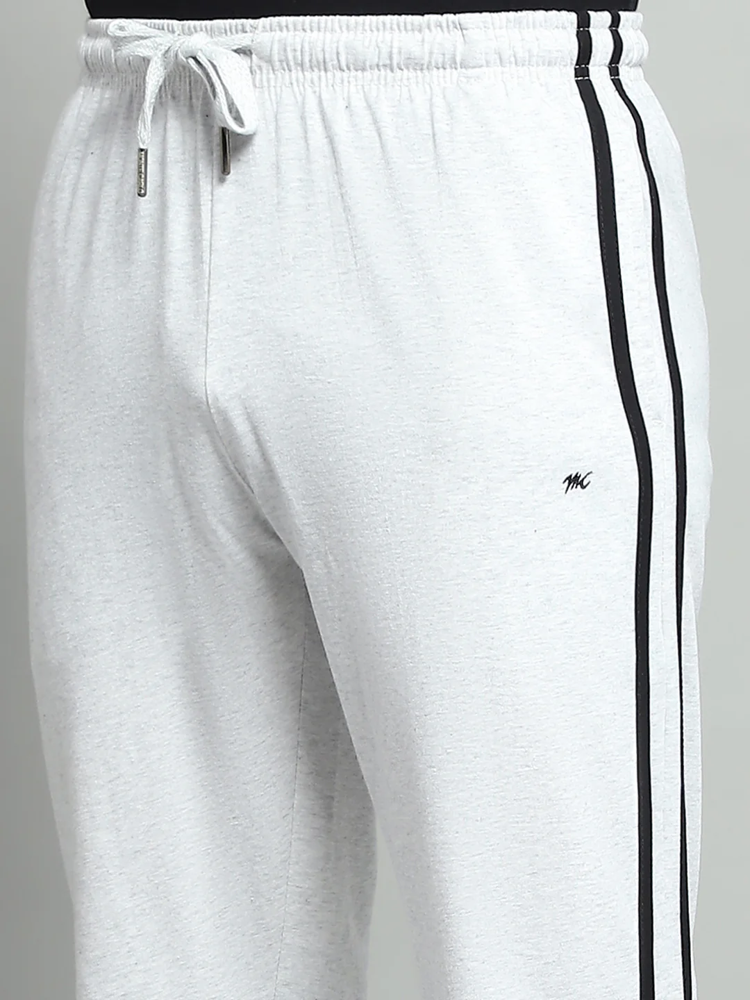 Men Off White Solid Regular Fit Lower - Image 6