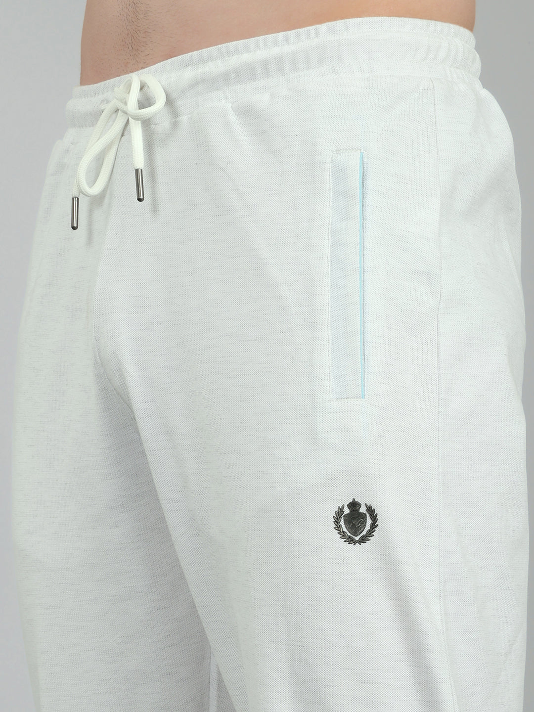 Men Off White Solid Regular Fit Lower - Image 5