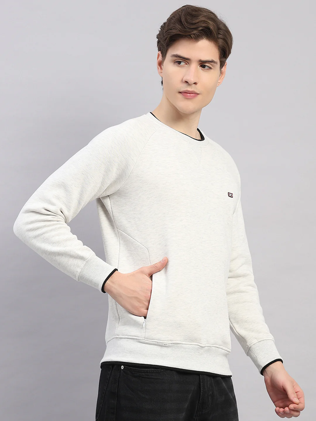 Men Off White Solid Round Neck Full Sleeve Sweatshirt - Image 5
